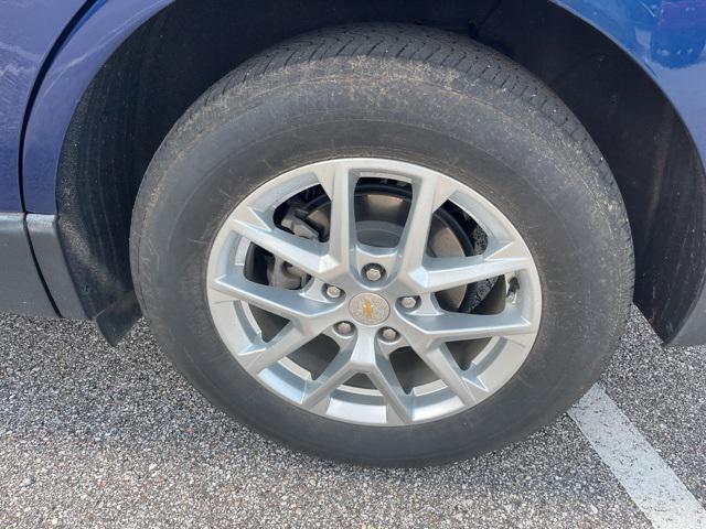 used 2022 Chevrolet Equinox car, priced at $22,988