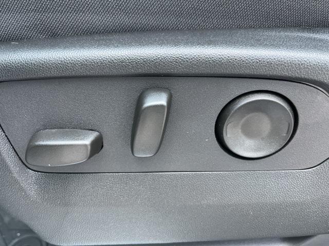 new 2025 Chevrolet Silverado 1500 car, priced at $53,604