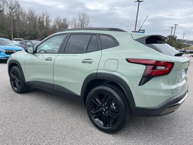 new 2025 Chevrolet Trax car