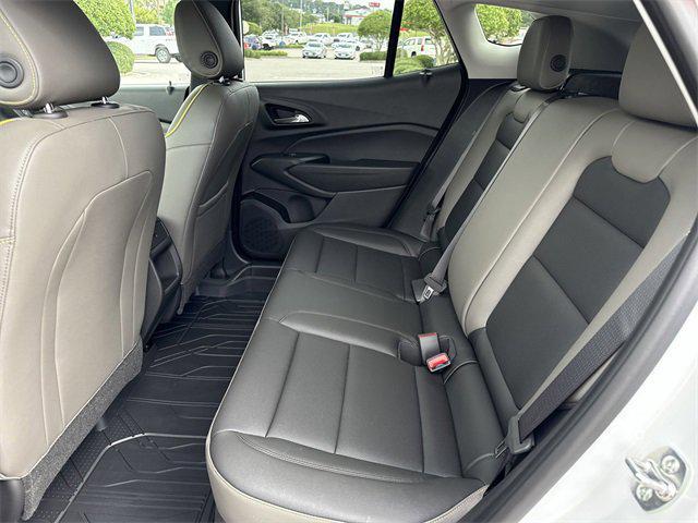new 2025 Chevrolet Trax car, priced at $25,230
