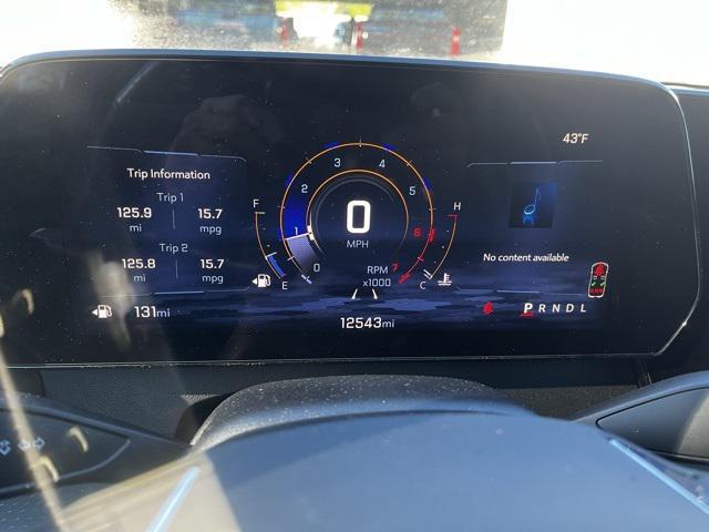 used 2025 Chevrolet Traverse car, priced at $39,989