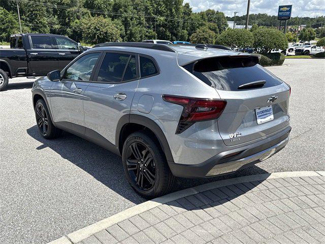 new 2025 Chevrolet Trax car, priced at $25,130