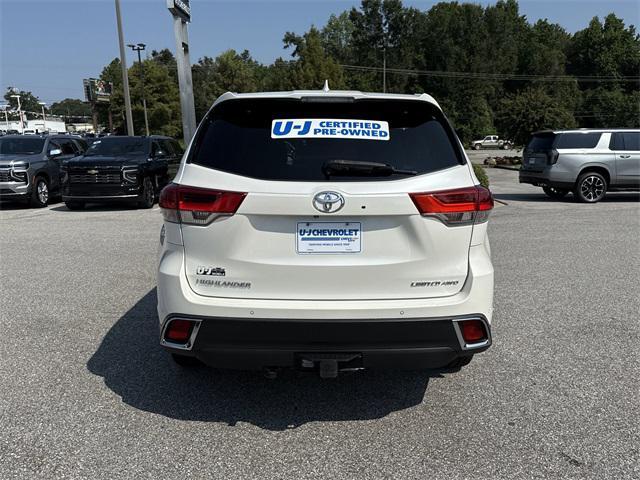 used 2018 Toyota Highlander car, priced at $29,302
