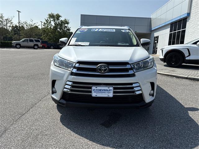 used 2018 Toyota Highlander car, priced at $29,302