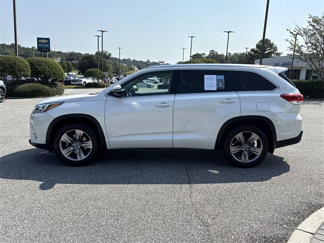used 2018 Toyota Highlander car, priced at $29,302