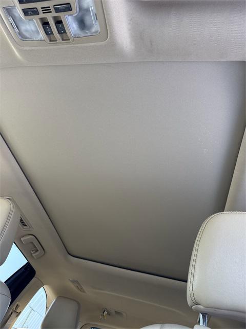 used 2018 Toyota Highlander car, priced at $29,302