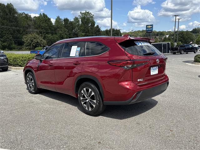 used 2020 Toyota Highlander car, priced at $23,985