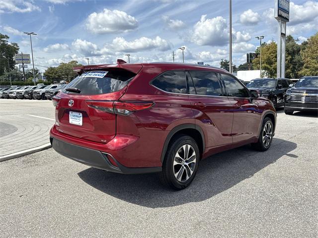 used 2020 Toyota Highlander car, priced at $23,985