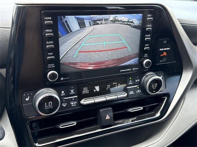 used 2020 Toyota Highlander car, priced at $23,985
