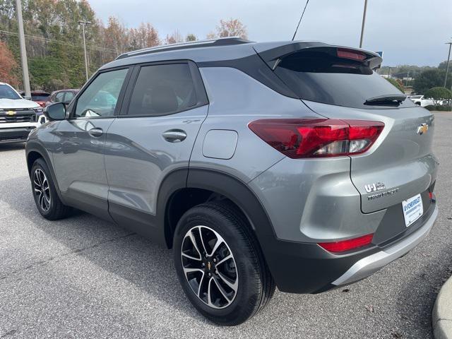 new 2025 Chevrolet TrailBlazer car, priced at $25,415