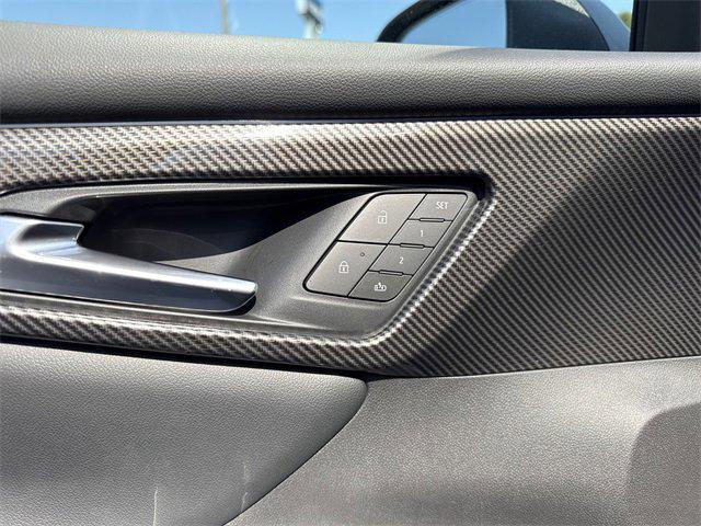 new 2026 Chevrolet Traverse car, priced at $55,324