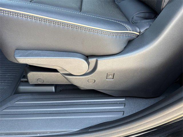 new 2026 Chevrolet Traverse car, priced at $55,324