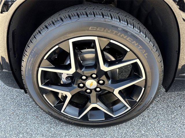 new 2026 Chevrolet Traverse car, priced at $55,324