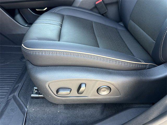 new 2026 Chevrolet Traverse car, priced at $55,324