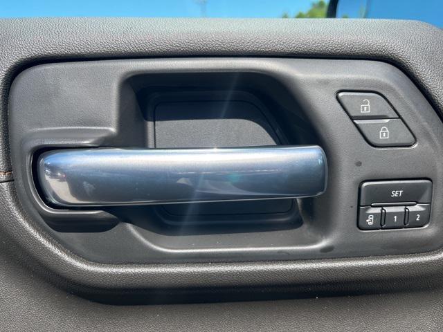 used 2021 GMC Sierra 1500 car, priced at $42,988