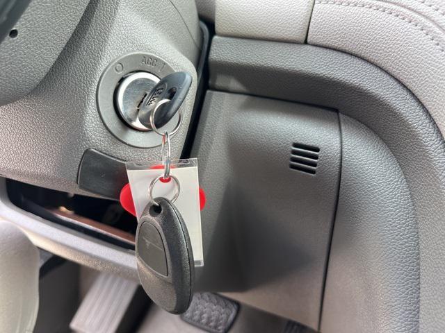 used 2015 Chevrolet Traverse car, priced at $12,488