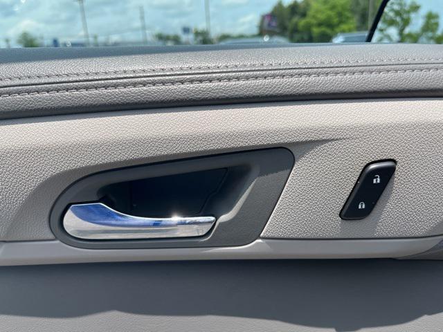 used 2015 Chevrolet Traverse car, priced at $12,488