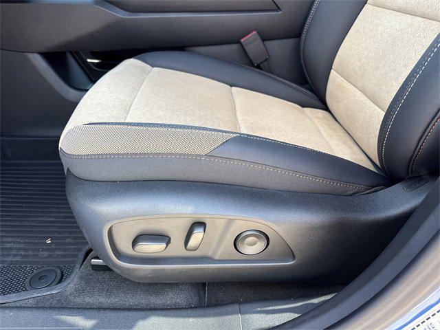 new 2026 Chevrolet Equinox car, priced at $32,711