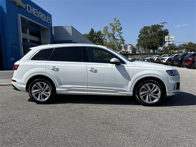 used 2023 Audi Q7 car, priced at $38,500