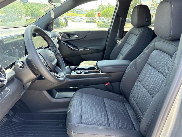 new 2026 Chevrolet Equinox car, priced at $29,531