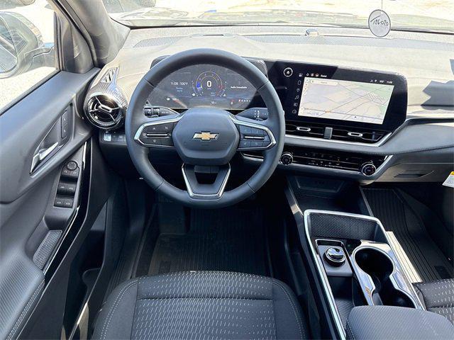 new 2026 Chevrolet Equinox car, priced at $29,531