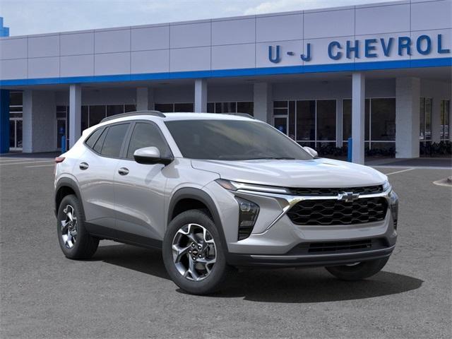 new 2025 Chevrolet Trax car, priced at $24,335