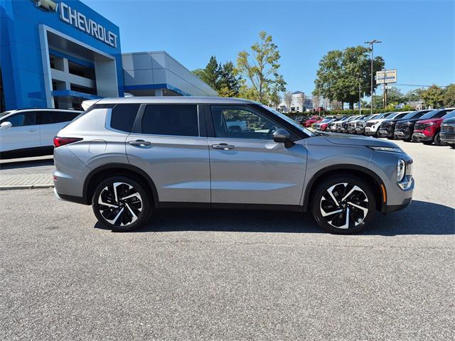used 2023 Mitsubishi Outlander car, priced at $24,226