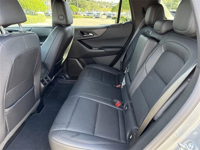 used 2025 Chevrolet Equinox car, priced at $29,886