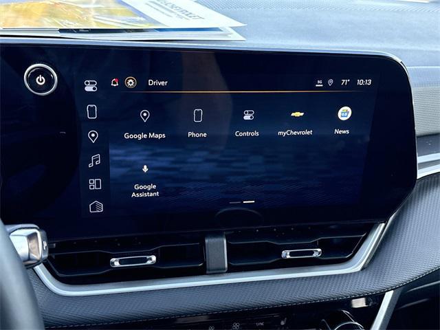 used 2025 Chevrolet Equinox car, priced at $29,886