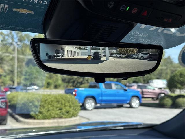 used 2025 Chevrolet Equinox car, priced at $29,886
