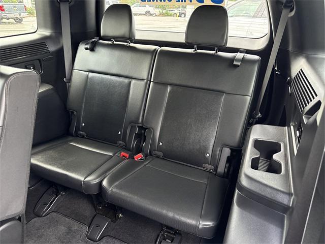 used 2024 Hyundai Santa Fe car, priced at $34,988