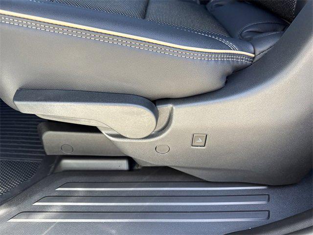 new 2026 Chevrolet Traverse car, priced at $55,324