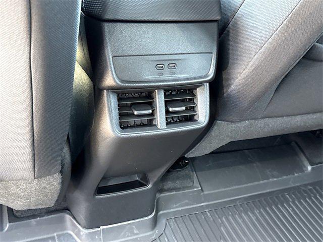 new 2026 Chevrolet Equinox car, priced at $30,061