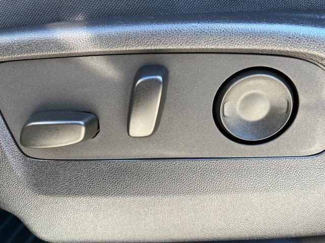 used 2024 Chevrolet Silverado 1500 car, priced at $40,988