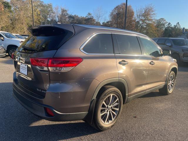 used 2019 Toyota Highlander car, priced at $27,988