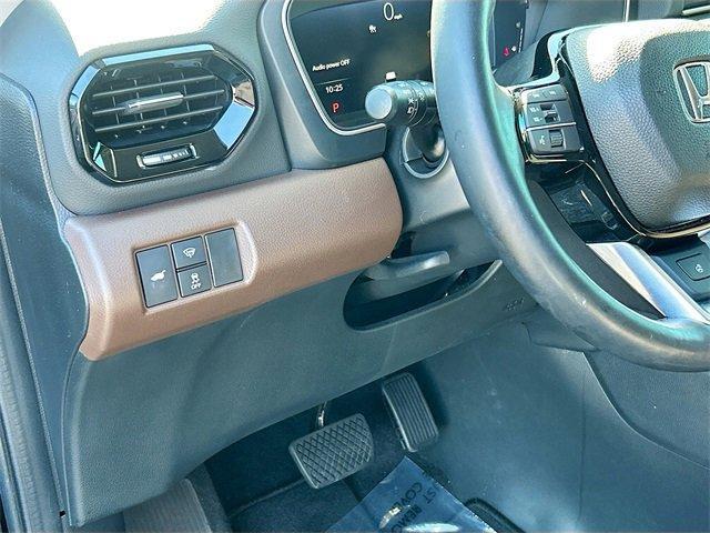 used 2023 Honda Pilot car, priced at $42,990