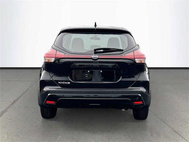 new 2025 Nissan Kicks Play car, priced at $23,760