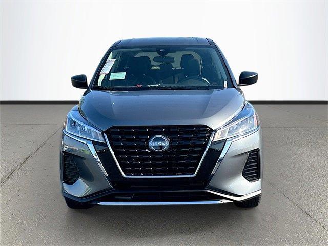 new 2025 Nissan Kicks Play car, priced at $23,850