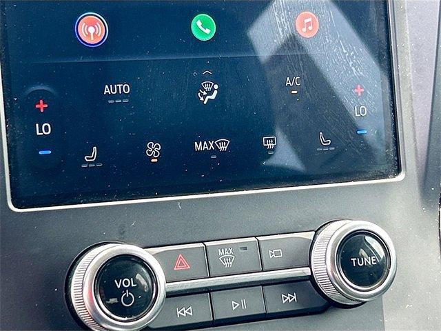 used 2024 Ford Edge car, priced at $24,990