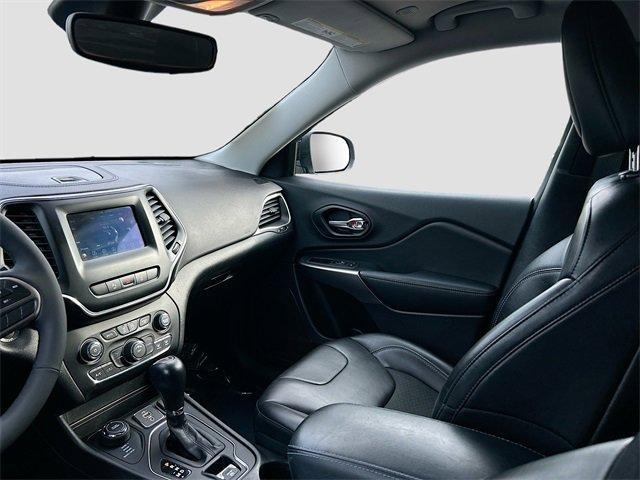 used 2021 Jeep Cherokee car, priced at $18,995