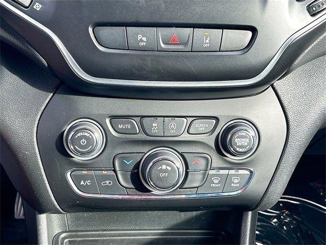 used 2021 Jeep Cherokee car, priced at $18,995