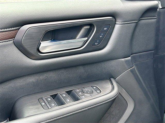 new 2025 Nissan Armada car, priced at $64,330