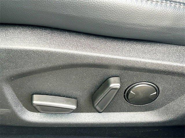 used 2024 Ford Edge car, priced at $20,995