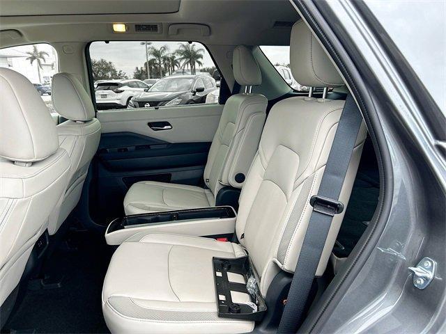 new 2025 Nissan Pathfinder car, priced at $48,690