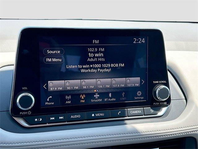 new 2025 Nissan Rogue car, priced at $33,275