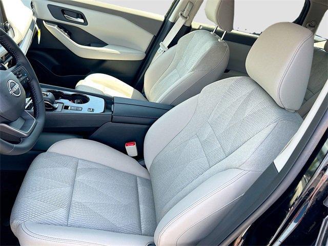 new 2025 Nissan Rogue car, priced at $33,275