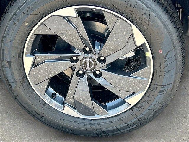 new 2025 Nissan Rogue car, priced at $33,275