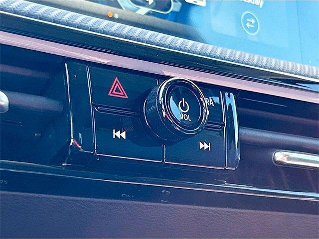 new 2025 Nissan Kicks car, priced at $29,250