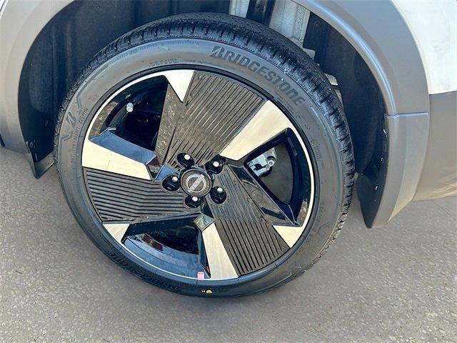 new 2025 Nissan Kicks car, priced at $28,900