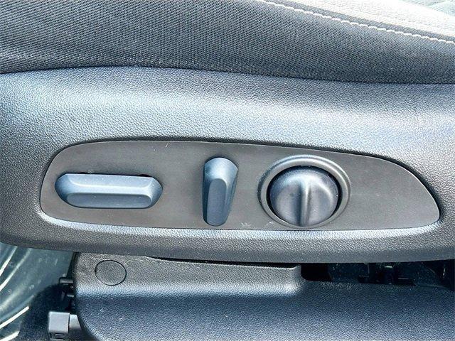 used 2022 Chevrolet Equinox car, priced at $18,525